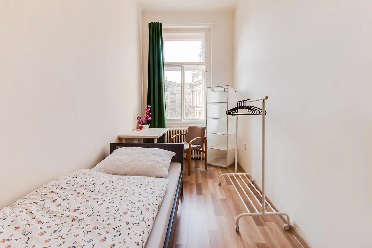 Hostel Mirak Prague