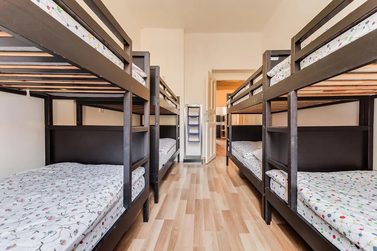 Hostel Mirak Prague